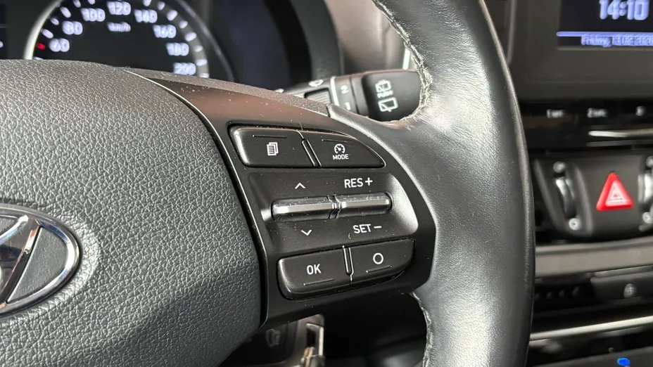 HYUNDAI i30 i30 1.4 Classic +