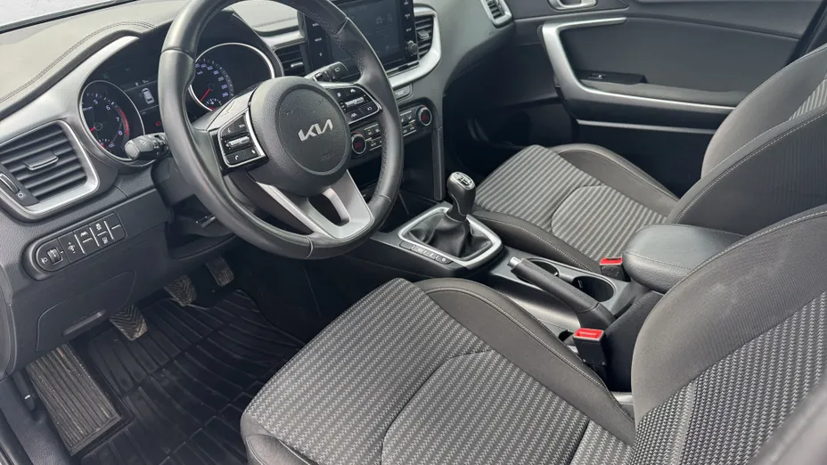 KIA Cee'd Ceed 1.5 T-GDI M