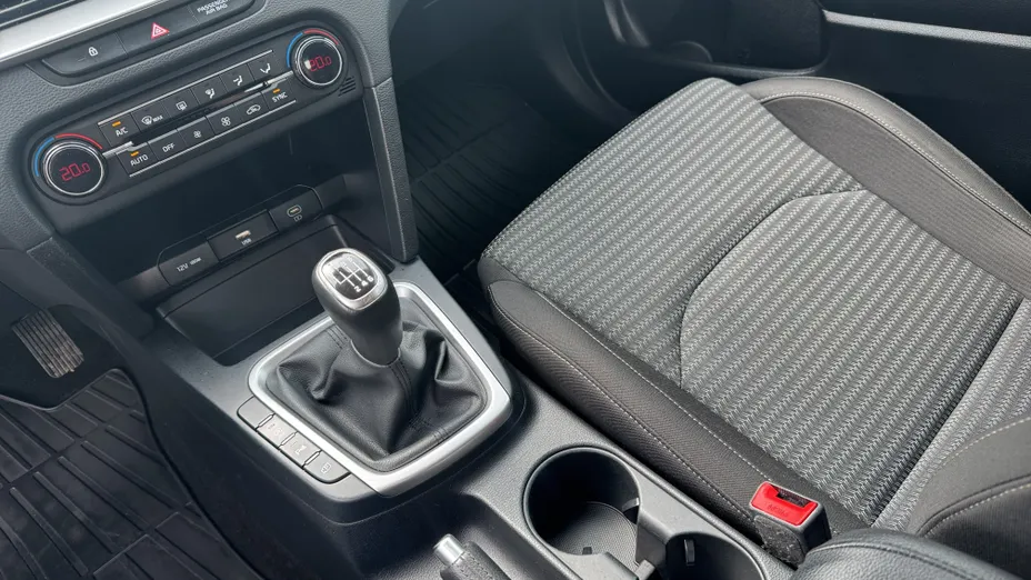 KIA Cee'd Ceed 1.5 T-GDI M