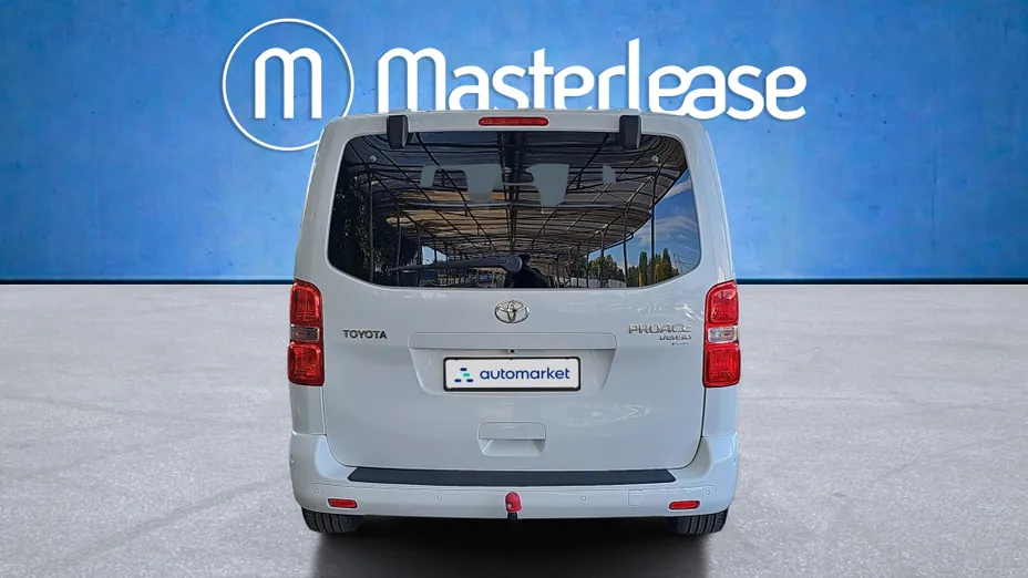 TOYOTA Proace Verso Proace Verso 2.0 D4-D Medium VIP Aut.