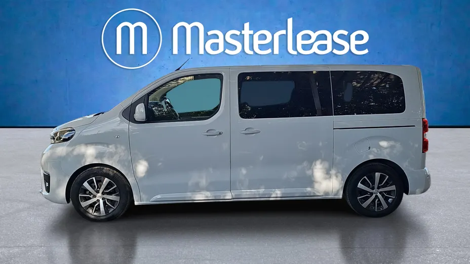 TOYOTA Proace Verso Proace Verso 2.0 D4-D Medium VIP Aut.