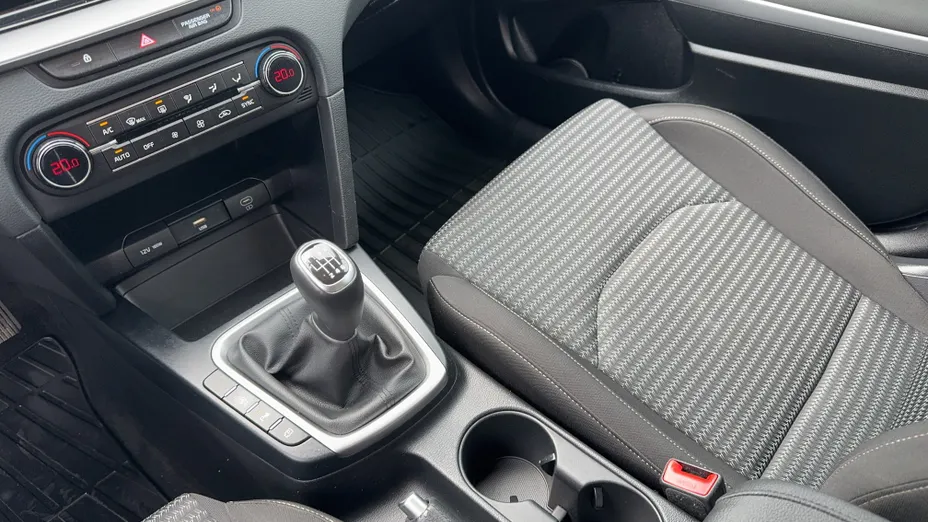 KIA Cee'd Ceed 1.5 T-GDI M