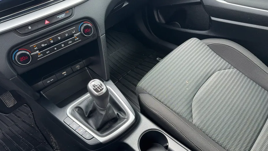 KIA Cee'd Ceed 1.5 T-GDI M