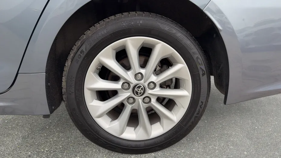 TOYOTA Corolla Corolla 1.5 Comfort