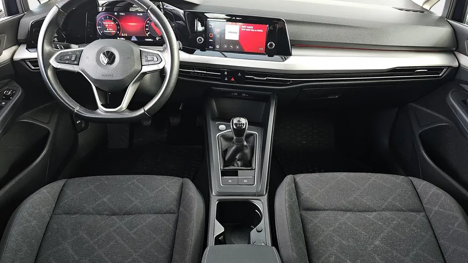 VOLKSWAGEN Golf Golf VIII 1.0 TSI Life