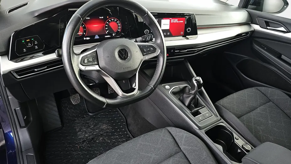 VOLKSWAGEN Golf Golf VIII 1.0 TSI Life