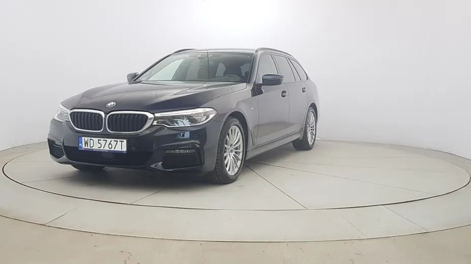 BMW Seria 5 530d xDrive M Sport sport-aut