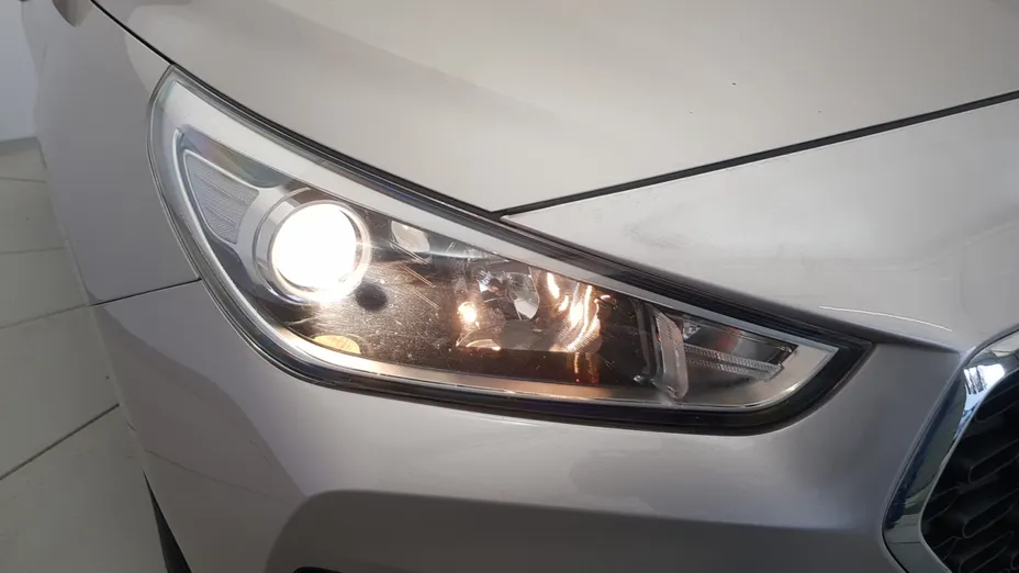 HYUNDAI i30 i30 1.4 Classic +