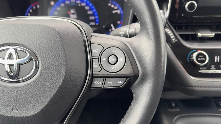 TOYOTA Corolla Corolla 1.5 Comfort MS