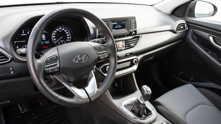 HYUNDAI i30 i30 1.0 T-GDI Modern