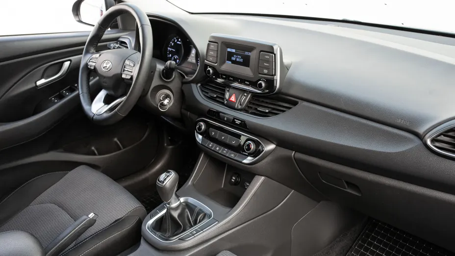 HYUNDAI i30 i30 1.0 T-GDI Modern