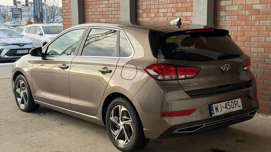 HYUNDAI i30 i30 1.0 T-GDI Smart