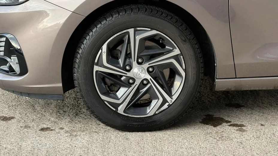 HYUNDAI i30 i30 1.0 T-GDI Smart