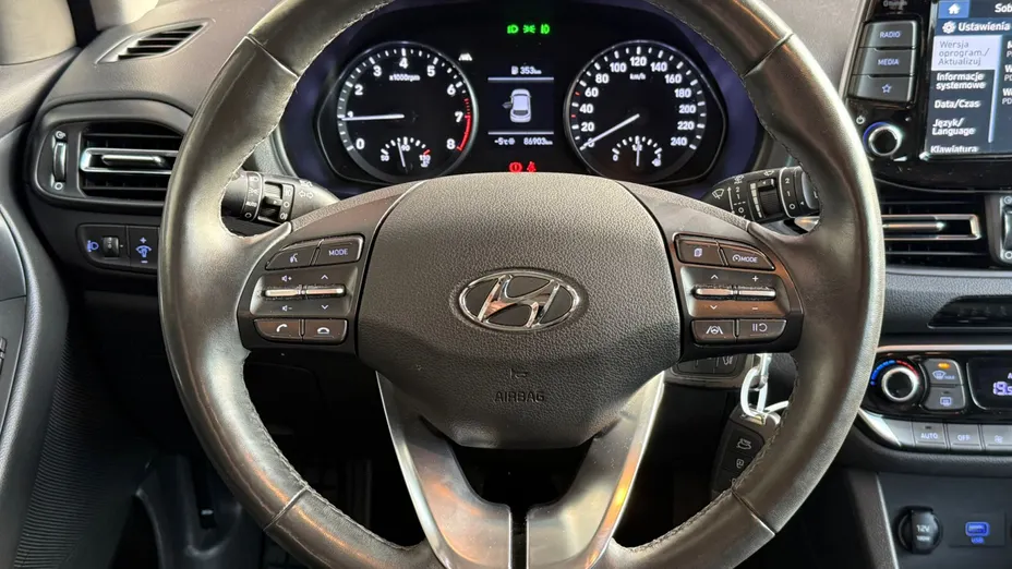 HYUNDAI i30 i30 1.0 T-GDI Smart