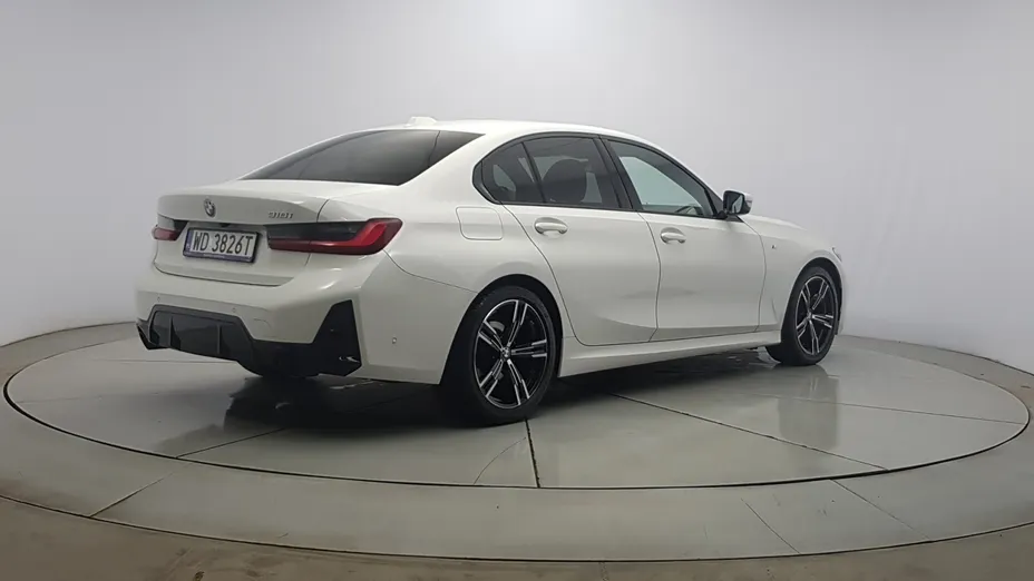 BMW Seria 3 318i M Sport aut