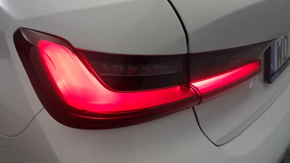 BMW Seria 3 318i M Sport aut