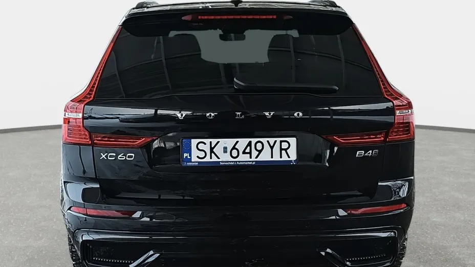 VOLVO XC60 XC60 B4 D AWD Plus Dark aut