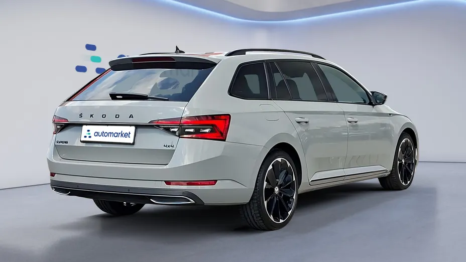 SKODA Superb Superb 2.0 TDI SCR 4x4 Sportline DSG