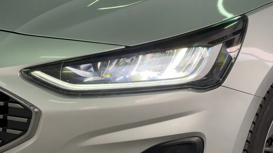 FORD Focus Focus 1.0 EcoBoost mHEV Titanium X aut