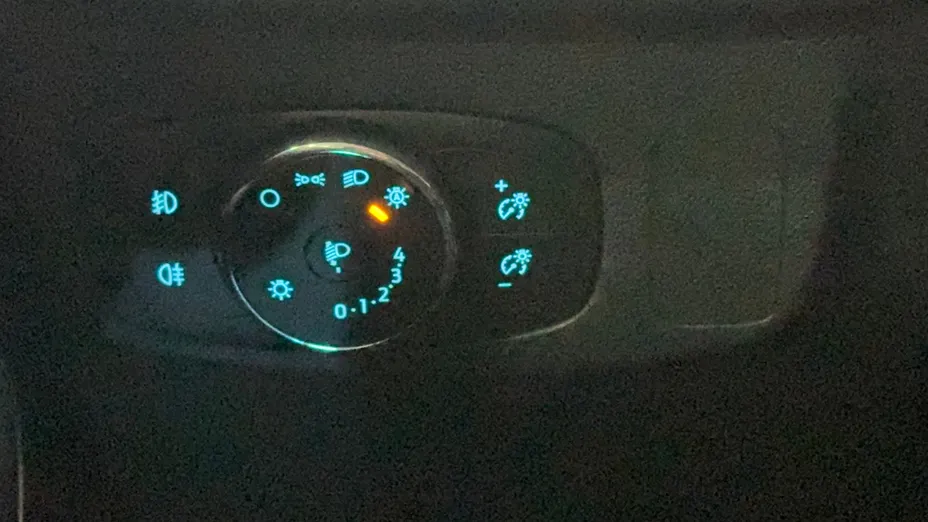 FORD Focus Focus 1.0 EcoBoost mHEV Titanium X aut