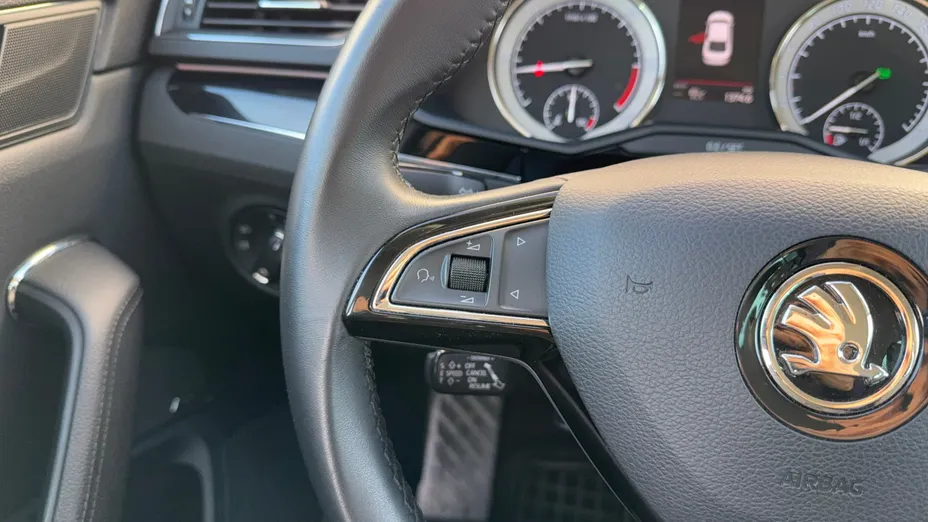 SKODA Superb Superb 2.0 TDI SCR L&K DSG