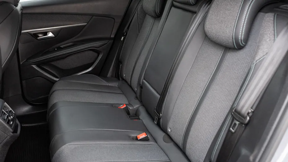 PEUGEOT 3008 3008 1.2 PureTech Allure Pack S&S EAT8