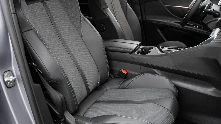 PEUGEOT 3008 3008 1.2 PureTech Allure Pack S&S EAT8