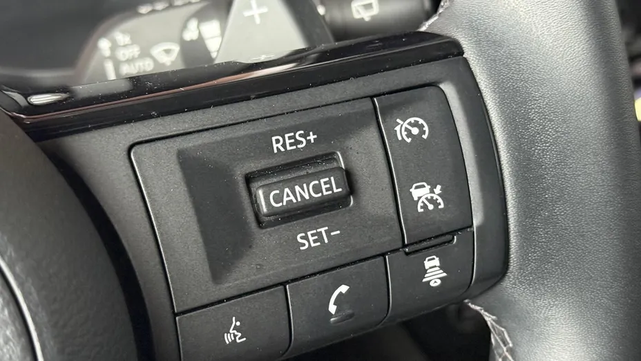 NISSAN Qashqai Qashqai 1.3 DIG-T mHEV N-Connecta Xtronic