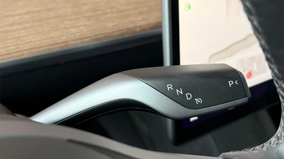 TESLA Model Y Y Long Range RWD