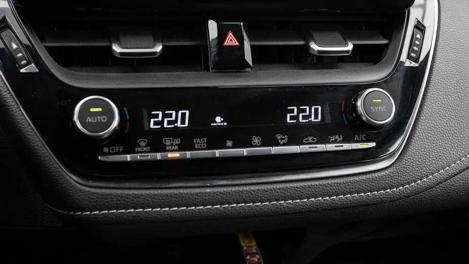 TOYOTA Corolla Corolla 2.0 Hybrid Style