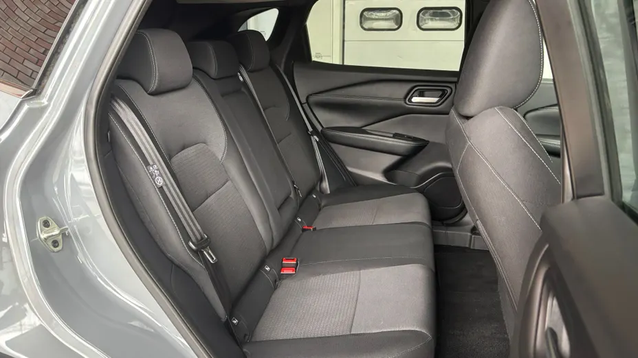 NISSAN Qashqai Qashqai 1.3 DIG-T mHEV N-Connecta Xtronic