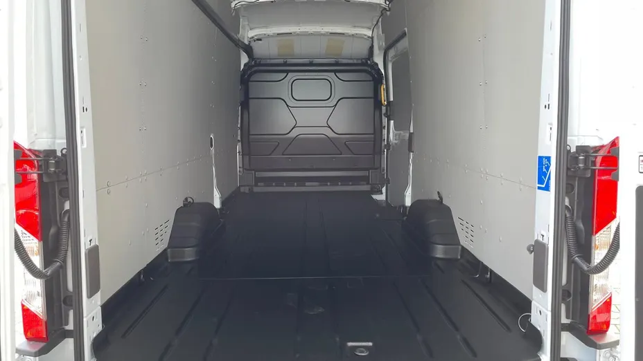 FORD Transit Transit 350 L4 RWD Trend HDT6 Aut. Nowy