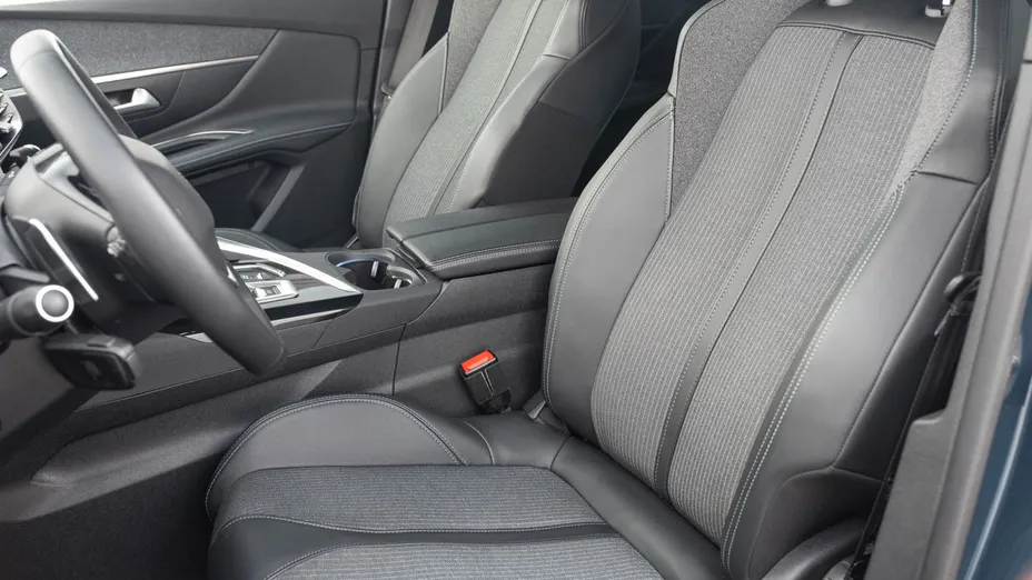 PEUGEOT 3008 3008 1.6 PureTech Hybrid PHEV Allure Pack S&S EAT8