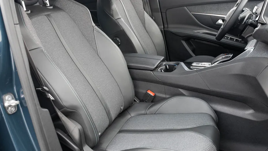 PEUGEOT 3008 3008 1.6 PureTech Hybrid PHEV Allure Pack S&S EAT8