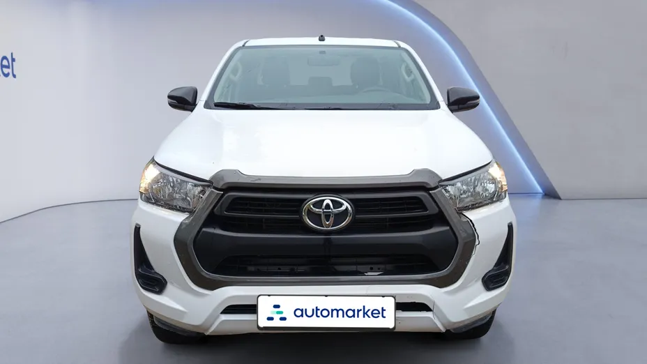 TOYOTA HiLux Hilux 2.4 D-4D Double Cab DLX 4x4