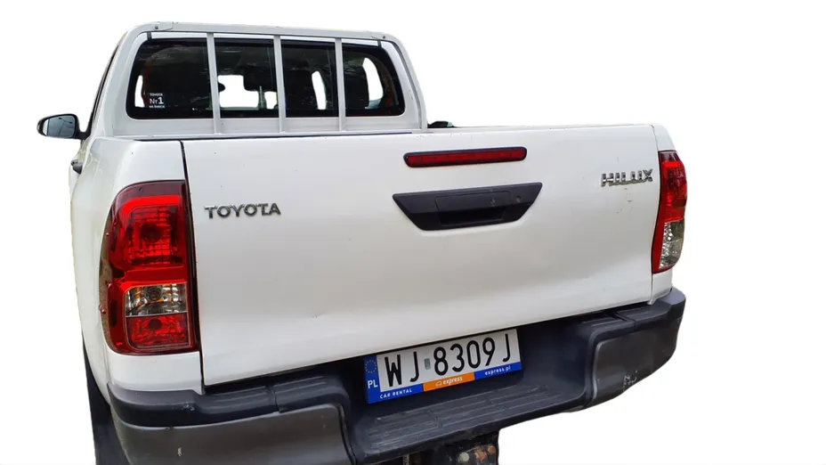 TOYOTA HiLux Hilux 2.4 D-4D Double Cab DLX 4x4