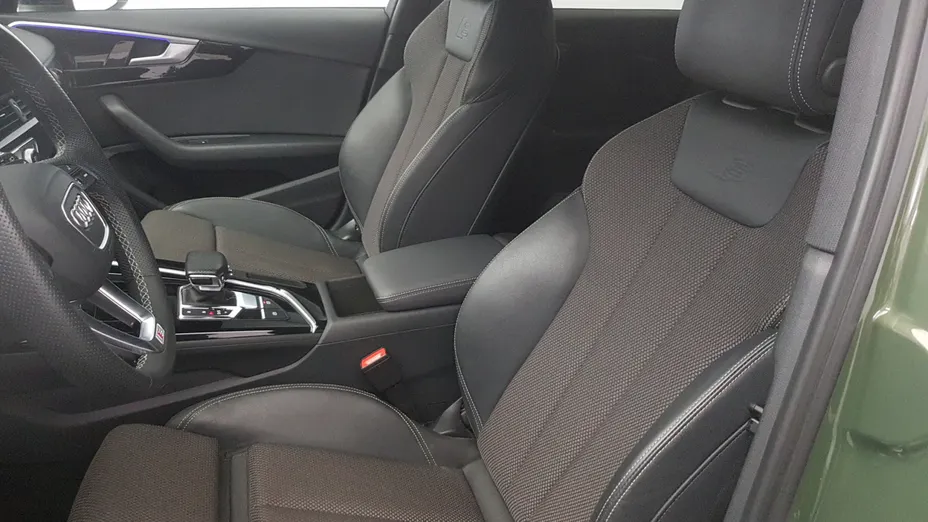 AUDI A4 A4 35 TFSI mHEV S Line S tronic