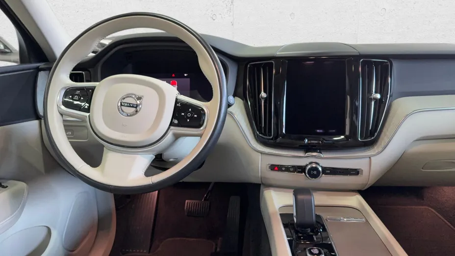 VOLVO XC60 XC60 B5 B AWD Plus Bright aut