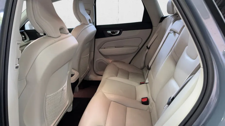 VOLVO XC60 XC60 B5 B AWD Plus Bright aut