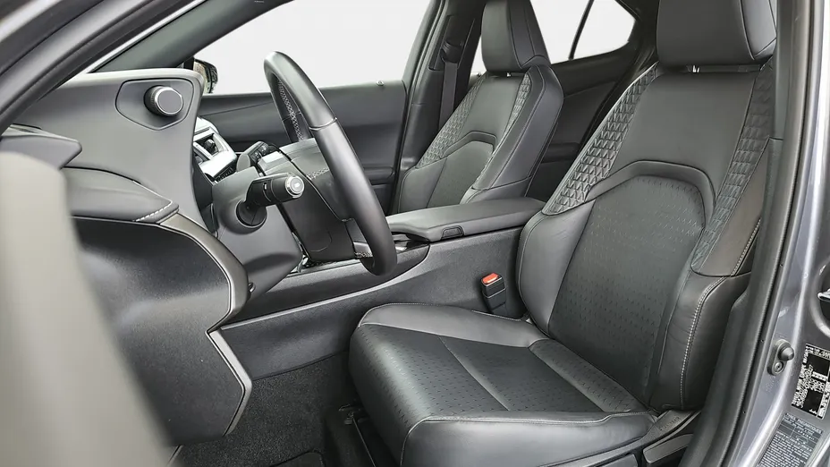 LEXUS UX UX 250h GPF F Impression 2WD