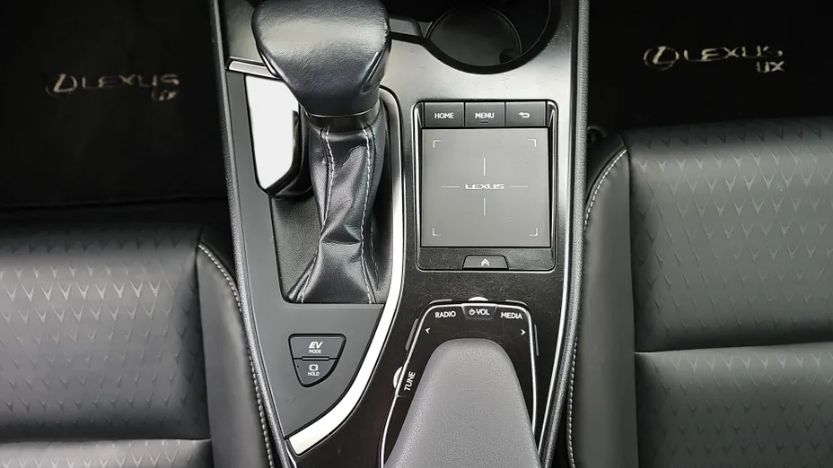 LEXUS UX UX 250h GPF F Impression 2WD