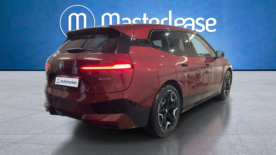 BMW iX iX xDrive40 76.6kWh