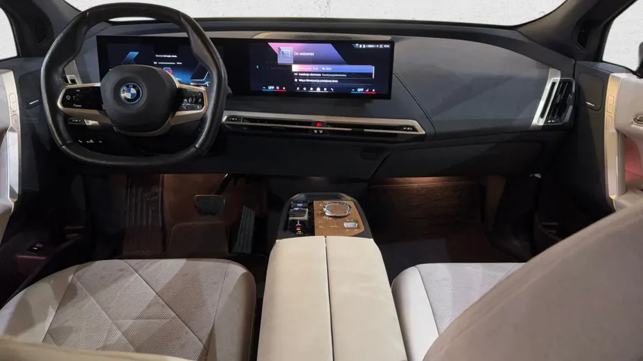 BMW iX iX xDrive40 76.6kWh