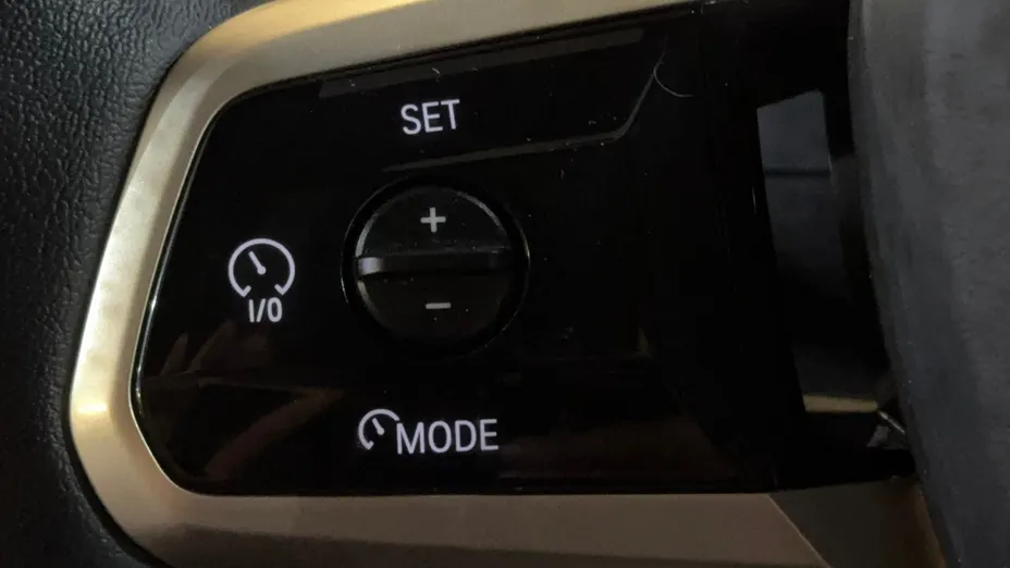 BMW iX iX xDrive40 76.6kWh