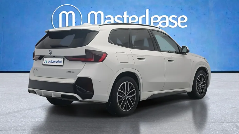 BMW iX1 iX1 xDrive30 66.5kWh M Sport
