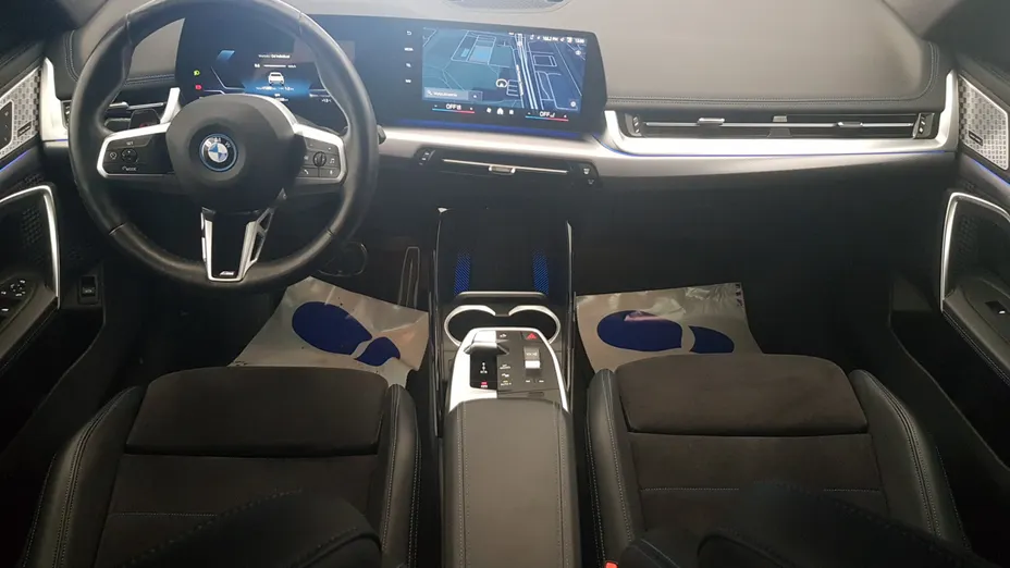 BMW iX1 iX1 xDrive30 66.5kWh M Sport