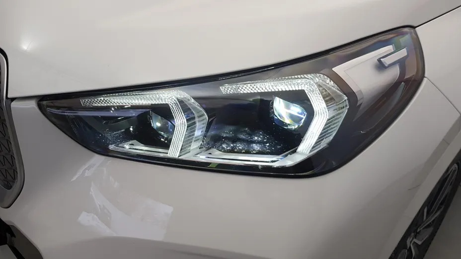 BMW iX1 iX1 xDrive30 66.5kWh M Sport