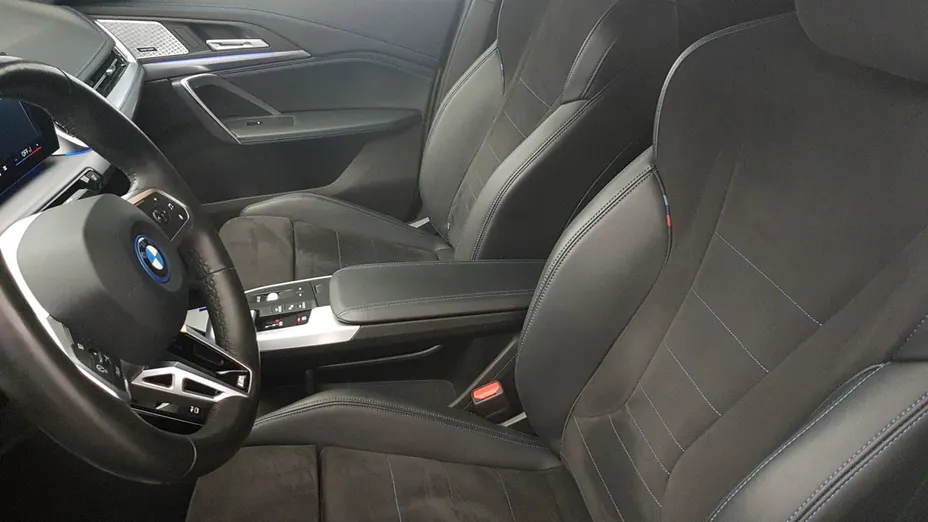 BMW iX1 iX1 xDrive30 66.5kWh M Sport