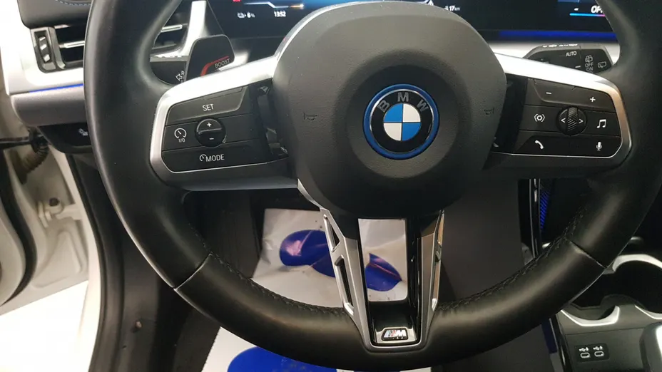 BMW iX1 iX1 xDrive30 66.5kWh M Sport