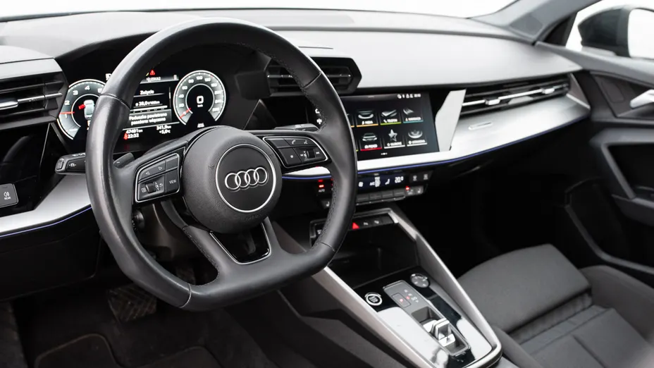 AUDI A3 A3 35 TFSI mHEV S Line S tronic